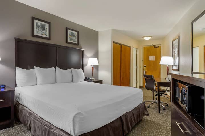 Room 7 of 30